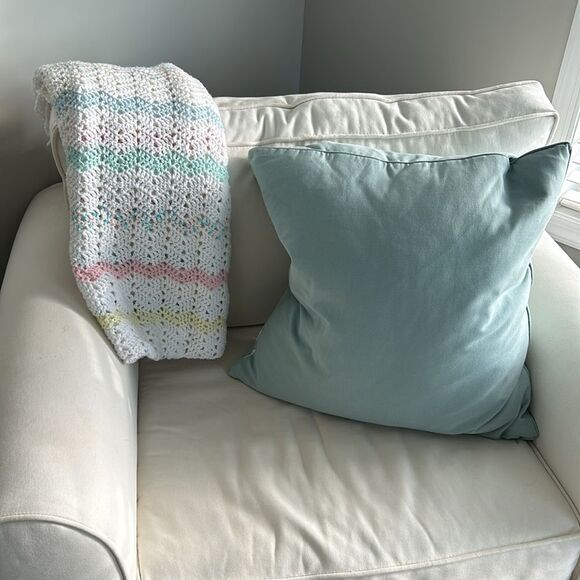 Vintage Handknit Baby Girl Boy Stripped White Pink Blanket - Picture 3 of 9